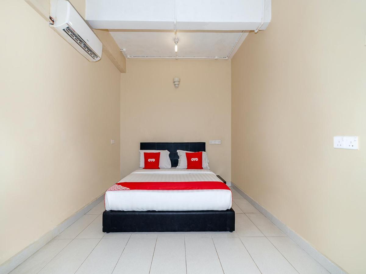 Oyo 89932 Dd Homestay Kota Kinabalu Exterior foto